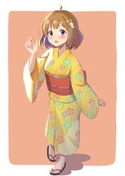 Rule 34 | 1girl, absurdres, ahoge, blue eyes, blush, border, breasts, brown background, brown hair, dot nose, floral print, floral print kimono, flower, full body, hair flower, hair ornament, hand up, highres, idolmaster, idolmaster million live!, idolmaster million live! theater days, japanese clothes, kimono, kuro kinkan, long sleeves, looking at viewer, morning glory print, obi, obijime, open mouth, outside border, sandals, sash, short hair, simple background, small breasts, solo, standing, suou momoko, wavy hair, white border, white flower, wide sleeves, yellow kimono, zouri
