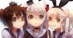 Rule 34 | &gt;:&lt;, 10s, 3girls, :&lt;, amatsukaze (kancolle), bad id, bad twitter id, blonde hair, brown eyes, brown hair, closed mouth, girl sandwich, grin, hair ornament, hairband, hamada (super tachioyogi kyousou), hamada jiro, kantai collection, multiple girls, sandwiched, shimakaze (kancolle), side ponytail, silver hair, smile, twintails, two side up, v, v-shaped eyebrows, yukikaze (kancolle)
