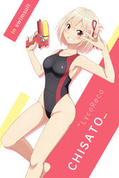 Rule 34 | 1girl, absurdres, black one-piece swimsuit, blonde hair, bob cut, character name, competition swimsuit, feet out of frame, grin, hair ribbon, highleg, highleg swimsuit, highres, looking at viewer, lycoris recoil, nishikigi chisato, one-piece swimsuit, red eyes, red ribbon, ribbon, scarletsky, short hair, smile, solo, swimsuit, v over eye, water gun