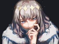 Rule 34 | 1boy, absurdres, black background, blue eyes, close-up, commentary request, crown, evil grin, evil smile, fate/grand order, fate (series), fur collar, fur trim, grey hair, grin, hand on own chin, highres, looking at viewer, male focus, momomogeta, oberon (fate), shadow, simple background, smile, solo