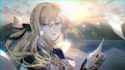 Rule 34 | 10s, 1girl, absurdres, backlighting, blonde hair, blue jacket, blue sky, braid, brooch, cloud, commentary request, envelope, flying paper, hair between eyes, hair intakes, hair ribbon, highres, jacket, jewelry, lake, lens flare, letter, light rays, looking at viewer, mechanical arms, mechanical hands, mountainous horizon, open mouth, outdoors, paper, prosthesis, prosthetic arm, prosthetic hand, ribbon, scenery, single mechanical hand, sky, solo, sunlight, violet evergarden, violet evergarden (series), water, white neckwear