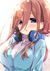 Rule 34 | 1girl, absurdres, blue cardigan, blue eyes, blush, breasts, brown background, brown hair, cardigan, collared shirt, commentary request, dress shirt, eyebrows hidden by hair, eyes visible through hair, go-toubun no hanayome, gradient background, hair between eyes, headphones, headphones around neck, highres, long hair, looking at viewer, medium breasts, nakano miku, neki (wakiko), parted lips, shirt, signature, solo, upper body, white background, white shirt