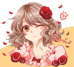 Rule 34 | 1girl, blush, bow, brown eyes, brown hair, character name, closed mouth, cropped torso, dress, falling petals, finger heart, flower, hair flower, hair ornament, hand up, heart, idolmaster, idolmaster cinderella girls, idolmaster cinderella girls starlight stage, looking at viewer, one eye closed, petals, pink dress, portrait, red bow, red flower, red rose, rose, short hair, smile, solo, tsukimiya miyabi, two-tone background, wavy hair, wnne
