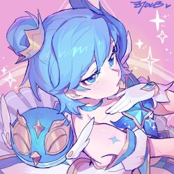 Rule 34 | 1girl, artist name, blue eyes, blue hair, closed mouth, collarbone, gloves, hair between eyes, hair ornament, hand on own chest, highres, league of legends, looking at viewer, official alternate costume, official alternate hairstyle, orianna (league of legends), short hair, simple background, solo, star guardian (league of legends), star guardian orianna, star guardian pet, upper body, white gloves, ztdlb