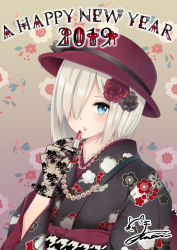 Rule 34 | 1girl, black flower, blue eyes, closed mouth, floral background, floral print, flower, gloves, hair flower, hair ornament, hair over one eye, hamakaze (kancolle), happy new year, hat, japanese clothes, kantai collection, kimono, lipstick, looking at viewer, makeup, md5 mismatch, mimamui, new year, purple hat, red flower, resolution mismatch, short hair, silver hair, solo, source larger, yukata