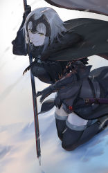 Rule 34 | 1girl, absurdres, banner, black thighhighs, dress, fate/apocrypha, fate (series), gauntlets, grey hair, grin, headpiece, highres, holding, jeanne d&#039;arc (fate), jeanne d&#039;arc alter (avenger) (fate), jeanne d&#039;arc alter (fate), kneeling, nuda, sheath, short hair, smile, snow, solo, thighhighs, yellow eyes