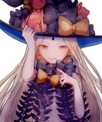 Rule 34 | 1girl, abigail williams (fate), abigail williams (second ascension) (fate), bare shoulders, black bow, blonde hair, bow, commentary request, fate/grand order, fate (series), grin, hair bow, hand on headwear, hat, hat bow, highres, keyhole, long hair, looking at viewer, orange bow, parted bangs, red eyes, rise (gero), simple background, smile, solo, stuffed animal, stuffed toy, teddy bear, white background