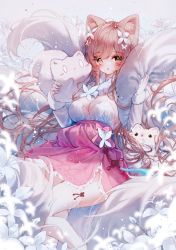 Rule 34 | 1girl, animal, blush, breasts, brown eyes, brown hair, cat, cleavage, commentary request, flower, fox, grey background, hair between eyes, looking at viewer, medium breasts, original, parted lips, pink skirt, skirt, smile, solo, tandohark, thighhighs, white cat, white flower, white thighhighs