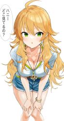 1girl :o ahoge blonde_hair blush breasts cleavage collarbone commentary_request curvy denim denim_shorts feet_out_of_frame green_eyes hair_between_eyes hands_on_own_knees highres hoshii_miki idolmaster idolmaster_(classic) jewelry large_breasts leaning_forward long_hair looking_at_viewer necklace open_mouth shirt short_sleeves shorts sidelocks simple_background solo speech_bubble standing thigh_gap thighs translated tsurime very_long_hair wavy_hair white_background white_shirt zenoo