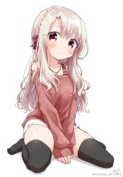 Rule 34 | 1girl, anzu ame, bare shoulders, black thighhighs, blonde hair, blush, bow, braid, breasts, collarbone, commentary request, fate/kaleid liner prisma illya, fate (series), grey hair, hair bow, illyasviel von einzbern, jewelry, long hair, looking at viewer, necklace, red bow, red eyes, red sweater, shorts, simple background, small breasts, smile, solo, sweater, thighhighs, white background, white shorts