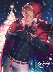 Rule 34 | 1boy, absurdres, bara, black shirt, christmas tree, covered abs, cross scar, curran (dragalia lost), dragalia lost, feet out of frame, gift bag, hair between eyes, hair over one eye, hat, highres, index finger raised, looking at viewer, male focus, mature male, muscular, muscular male, pectorals, santa costume, santa hat, scar, scar on face, scar on forehead, shirt, short hair, snowing, solo, taut clothes, taut shirt, yaekaidou