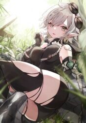 Rule 34 | 1girl, ahoge, arknights, ass, bare shoulders, black shirt, breasts, crocodilian tail, feet out of frame, gloves, goggles, goggles on head, grass, grey gloves, grey hair, highres, looking at viewer, medium breasts, outdoors, partially fingerless gloves, pointy ears, saiko (saisaka), shirt, short hair, sleeveless, sleeveless shirt, solo, tail, thighhighs, thighs, tomimi (arknights), torn clothes, torn thighhighs, yellow eyes
