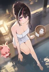 Rule 34 | 1girl, absurdres, arm support, azki (hololive), barefoot, bath, bird, black hair, blush, breasts, bucket, cleavage, closed mouth, commentary request, feet, from above, hair between eyes, hair bun, hatsuno xxx, highres, hololive, lantern, looking at viewer, looking up, medium breasts, multicolored hair, naked towel, ofuro, pink hair, pioneer (azki), purple eyes, ripples, single hair bun, smile, soaking feet, solo, split mouth, steam, streaked hair, toes, towel, twitter username, virtual youtuber, water, white hair, white towel, wooden bucket, wooden floor