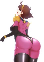 Rule 34 | 1girl, ahoge, ass, blue eyes, bodysuit, breasts, brown hair, earrings, from behind, g gundam, gloves, gundam, hairband, highres, huge ass, jewelry, large breasts, looking at viewer, masou, mobile trace suit, open mouth, rain mikamura, shiny clothes, short hair, sideboob, skin tight, solo, thighhighs, tongue