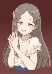 1girl blush brown_background brown_hair buttons commentary_request eyelashes flat_chest forehead frilled_shirt frills gakuen_idolmaster green_eyes hair_ornament half-closed_eyes highres idolmaster kuramoto_china leaf_hair_ornament long_hair looking_at_viewer open_mouth own_hands_together parted_bangs print_shirt satomura_kyou shirt short_sleeves smile solo teeth upper_body upper_teeth_only white_shirt