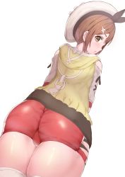 Rule 34 | 1girl, ass, atelier (series), atelier ryza, atelier ryza 1, bad id, bad twitter id, belt, brown eyes, brown hair, flask, gloves, hair ornament, hairclip, hat, highres, jewelry, looking at viewer, necklace, red shorts, reisalin stout, round-bottom flask, short shorts, shorts, sikijou77o, simple background, solo, star (symbol), thighhighs, thighs, white background