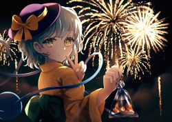 Rule 34 | 1girl, aerial fireworks, alternate costume, back bow, bag, black hat, blush, bow, closed mouth, commentary, commission, dise (psychoro), fingernails, fireworks, fish, goldfish, green bow, green eyes, green hair, green nails, hat, hat bow, heart, heart of string, highres, holding, holding bag, japanese clothes, kimono, komeiji koishi, looking at viewer, looking back, nail polish, pixiv commission, plastic bag, short hair, smile, solo, third eye, touhou, upper body, v, water, yellow bow, yellow kimono