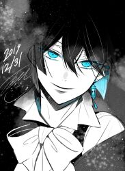 Rule 34 | 1boy, black background, blending, blue eyes, blue hair, blunt ends, bow, bowtie, coat, collared shirt, colored inner hair, dangle earrings, dated, double-parted bangs, earrings, glowing, greyscale, hair between eyes, highres, hourglass, jewelry, long hair, looking at viewer, male focus, mochizuki jun, monochrome, multicolored hair, off shoulder, shirt, signature, single earring, smile, solo, spot color, upper body, vanitas (vanitas no carte), vanitas no carte, vest
