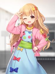 Rule 34 | 1girl, ;d, \m/, alternate hairstyle, blonde hair, blue bow, blue dress, blurry, blush, bow, brown eyes, collarbone, cosplay, depth of field, dress, frilled dress, frills, futaba anzu, hair ornament, highres, idolmaster, idolmaster cinderella girls, jacket, jewelry, long hair, looking at viewer, moroboshi kirari, moroboshi kirari (cosplay), necklace, one eye closed, open clothes, open jacket, open mouth, polka dot, polka dot dress, red bow, rheez, sleeves past wrists, smile, solo, star (symbol), star hair ornament, very long hair, yellow bow