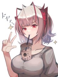 Rule 34 | 1girl, ahoge, antennae, arknights, breasts, bubble tea, bubble tea challenge, commentary request, demon horns, grey shirt, highres, horns, large breasts, looking at viewer, red eyes, sanukiske, shirt, short hair, short sleeves, silver hair, smile, smug, solo, sparkle, translation request, upper body, w, w (arknights)
