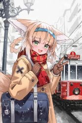 Rule 34 | 1girl, absurdres, animal ears, arknights, bag, blonde hair, blue bag, blue hairband, blush, brown gloves, brown jacket, character name, commentary request, film grain, fox ears, fox girl, gloves, green eyes, hair rings, hairband, highres, jacket, long sleeves, looking at viewer, open mouth, outdoors, red scarf, scarf, school bag, shoulder bag, signature, snow, solo, streetcar, suzuran (arknights), teeth, upper teeth only, v, zhengqi zhizi sg