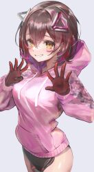 Rule 34 | 1girl, breasts, brown hair, finger counting, furofuroppi, grey background, highres, hololive, hood, hoodie, looking at viewer, medium breasts, pink hoodie, roboco-san, roboco-san (hoodie), short hair, smile, solo, triangle hair ornament, virtual youtuber, yellow eyes
