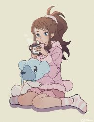 Rule 34 | 1girl, alternate costume, brown hair, commentary request, creatures (company), cubchoo, cup, game freak, gen 5 pokemon, green eyes, hair ornament, hair scrunchie, hands up, hari611, high ponytail, highres, hilda (pokemon), holding, holding cup, long hair, long sleeves, mug, nintendo, parted lips, pokemon, pokemon (creature), pokemon bw, scrunchie, shorts, sidelocks, sitting, socks, steam, striped clothes, striped legwear, striped socks, x hair ornament