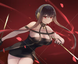 Rule 34 | 1girl, bare shoulders, black dress, black gloves, black hair, breasts, cleavage, dagger, dress, dual wielding, fingerless gloves, gloves, gold hairband, hair ornament, hairband, holding, knife, large breasts, long hair, looking at viewer, red background, red eyes, sidelocks, solo, spy x family, thighs, ura illust, weapon, yor briar