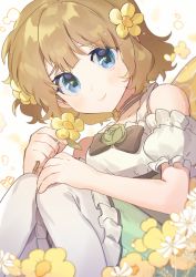 Rule 34 | 1girl, black bow, blue eyes, blush, bow, brown hair, flower, hair flower, hair ornament, highres, idolmaster, idolmaster million live!, idolmaster million live! theater days, looking at viewer, panprika, short hair, smile, solo, suou momoko, yellow flower