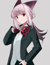 Rule 34 | 1girl, alternate costume, animal ears, arknights, black jacket, brown hair, collared shirt, commentary request, suit jacket, dress shirt, female focus, fox ears, frostleaf (arknights), grey background, grey hair, hand in own hair, headphones, headphones around neck, highres, jacket, kurakak6, long hair, looking at viewer, parted lips, red eyes, shirt, simple background, solo, tuxedo, upper body, white shirt