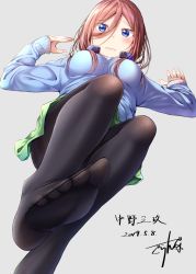 Rule 34 | 1girl, black pantyhose, blue cardigan, blue eyes, blush, breasts, brown hair, cardigan, closed mouth, commentary request, dated, dress shirt, feet, go-toubun no hanayome, green skirt, grey background, gurande (g-size), hair between eyes, hands up, headphones, headphones around neck, highres, leg up, legs, long hair, long sleeves, looking at viewer, lying, medium breasts, nakano miku, no shoes, on back, pantyhose, pleated skirt, shirt, signature, simple background, skirt, sleeves past wrists, soles, solo, thighband pantyhose, toes, white shirt