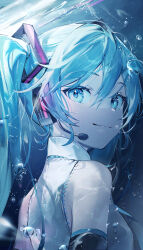 Rule 34 | 1girl, absurdres, air bubble, ame929, bare shoulders, blue eyes, blue hair, bubble, closed mouth, commentary, earpiece, from behind, grey shirt, hair between eyes, hatsune miku, highres, long hair, looking at viewer, looking back, shirt, sleeveless, sleeveless shirt, smile, solo, twintails, underwater, upper body, vocaloid, water