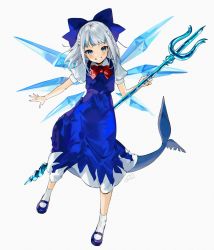 Rule 34 | 1girl, alternate costume, blue bow, blue dress, blue hair, blue nails, blush, bow, cirno, cirno (cosplay), collared shirt, commentary request, cosplay, dress, fins, fish tail, full body, gawr gura, gotou (nekocat), grin, hair bow, highres, holding, holding polearm, holding weapon, hololive, hololive english, looking at viewer, mary janes, multicolored hair, nail polish, pinafore dress, polearm, puffy short sleeves, puffy sleeves, red neckwear, shark tail, shirt, shoes, short hair, short sleeves, signature, simple background, sleeveless, sleeveless dress, smile, socks, solo, tail, touhou, trident, two-tone hair, virtual youtuber, weapon, white background, white hair, white socks, wing collar