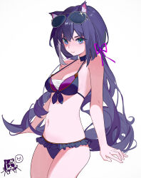 Rule 34 | 1girl, absurdres, animal ear fluff, animal ears, bare arms, bare shoulders, bikini, black bikini, black hair, breasts, cat ears, chibi, chibi inset, chodici, choker, cleavage, closed mouth, cowboy shot, eyewear on head, frilled bikini, frills, glint, green eyes, halterneck, highres, karyl (princess connect!), karyl (summer) (princess connect!), long hair, low twintails, navel, princess connect!, simple background, small breasts, smile, solo, sunglasses, swimsuit, twintails, white background