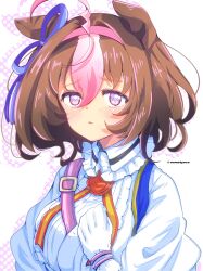 Rule 34 | 1girl, :&lt;, @ @, ahoge, animal ears, between breasts, blush, bow, bracelet, breasts, brown hair, clenched hand, closed mouth, commentary, ear ribbon, frilled shirt, frills, gloves, hair between eyes, hand on own hip, highres, horse ears, horse girl, jewelry, looking at viewer, medium breasts, meisho doto (umamusume), multicolored hair, namatyoco, pink bracelet, purple eyes, purple ribbon, ribbon, shirt, short hair, simple background, solo, strap between breasts, streaked hair, twitter username, umamusume, upper body, white background, white gloves, white hair, white shirt