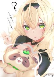 Rule 34 | 1girl, ?, absurdres, blonde hair, commentary request, green eyes, hair between eyes, hand up, highres, hololive, kazama iroha, long hair, looking at viewer, parted lips, pokobee, signature, simple background, solo, translation request, upper body, urotare, virtual youtuber, white background