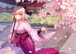 Rule 34 | 1girl, ahoge, black bow, blurry, blurry foreground, bow, cherry blossoms, commentary request, day, depth of field, fate/grand order, fate (series), fence, flower, gogatsu fukuin, hair between eyes, hair bow, hakama, hakama skirt, hand up, holding, holding umbrella, japanese clothes, kimono, koha-ace, light brown hair, long sleeves, looking at viewer, oil-paper umbrella, okita souji (fate), okita souji (koha-ace), outdoors, parted lips, petals, pink flower, pink kimono, purple hakama, red umbrella, skirt, smile, solo, umbrella, wide sleeves, yellow eyes