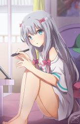 Rule 34 | 10s, 1girl, adrenaline!!!, aqua eyes, bare legs, barefoot, blurry, blush, bow, clothes writing, depth of field, drawing tablet, eromanga sensei, grey hair, hair bow, holding, indoors, izumi sagiri, k-rumi, legs together, long hair, looking at viewer, low-tied long hair, off shoulder, parted lips, pink bow, shirt, short sleeves, sitting, solo, stylus, white shirt