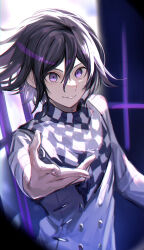 Rule 34 | 1boy, absurdres, bojue (hakus 1128), buttons, checkered clothes, checkered scarf, commentary request, danganronpa (series), danganronpa v3: killing harmony, flipped hair, hair between eyes, highres, long sleeves, looking at viewer, male focus, oma kokichi, purple eyes, purple hair, reaching, reaching towards viewer, ringed eyes, scarf, short hair, smile, solo, straitjacket, two-tone scarf, upper body