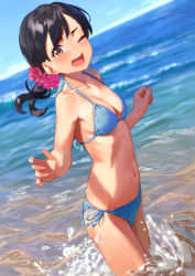 Rule 34 | 1girl, ;d, armpit peek, bare arms, bare shoulders, beach, bikini, black hair, blue bikini, blue sky, blush, breasts, brown eyes, cleavage, collarbone, commentary, commentary request, day, hair ornament, hair scrunchie, halterneck, highres, kinta (distortion), long hair, looking at viewer, navel, ocean, one eye closed, open mouth, original, outdoors, pink scrunchie, scrunchie, side-tie bikini bottom, sky, small breasts, smile, solo, splashing, standing, stomach, string bikini, swimsuit, symbol-only commentary, teeth, thighs, upper teeth only, wading, water, waves, yellow eyes