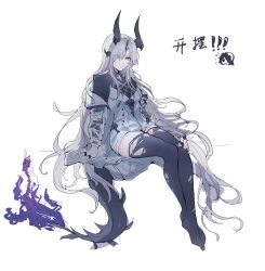 Rule 34 | 1girl, absurdres, arknights, black shirt, black thighhighs, blue eyes, chibi, chibi inset, closed mouth, dragon girl, dragon horns, dragon tail, dress, eblana (arknights), eyes visible through hair, fiery tail, fire, full body, grey hair, hair over one eye, highres, horns, jacket, jewelry, long hair, long sleeves, looking at viewer, multiple rings, open clothes, open jacket, purple fire, ring, see-through, shirt, short dress, simple background, sitting, smile, solo focus, tail, thighhighs, torn clothes, torn thighhighs, translation request, very long hair, white background, white dress, white jacket, zettai ryouiki