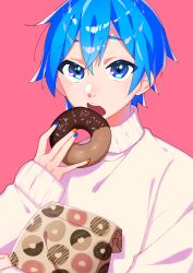Rule 34 | 1boy, absurdres, bag, blue eyes, blue hair, blue nails, chocolate doughnut, commentary request, doughnut, eating, food, hair between eyes, highres, holding, holding doughnut, holding food, kaito (vocaloid), male focus, nail polish, open mouth, orange nails, paper bag, pink background, shio ice, short hair, simple background, sparkling eyes, sprinkles, sweater, turtleneck, turtleneck sweater, upper body, vocaloid, white sweater