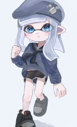 Rule 34 | 1girl, beret, black footwear, black shorts, blue background, blue eyes, blue hat, commentary request, full body, grey hair, hat, highres, inkling, inkling girl, inkling player character, long hair, looking at viewer, negi kobito, nintendo, parted lips, pointy ears, sailor collar, sailor shirt, shirt, shoes, short shorts, shorts, simple background, solo, splatoon (series), standing, standing on one leg, teeth, tentacle hair
