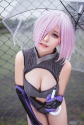 Rule 34 | 1girl, asian, bare shoulders, blue eyes, breasts, chinese (nationality), cleavage, cosplay, downblouse, elbow gloves, fate/grand order, fate (series), gloves, hair over one eye, looking at viewer, mash kyrielight, medium breasts, navel, photo (medium), pink hair, rain, short hair, smile, solo, takomayuyi, transparent, transparent umbrella, umbrella