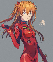 Rule 34 | 1girl, bad id, bad pixiv id, blue eyes, bodysuit, breasts, closed mouth, commentary request, expressionless, grey background, hajikkoneko, hand up, highres, interface headset, long hair, looking at viewer, neon genesis evangelion, nerv, orange hair, plugsuit, red bodysuit, simple background, skin tight, small breasts, solo, souryuu asuka langley, upper body