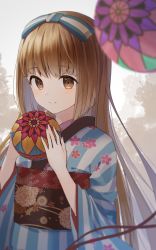 Rule 34 | 1girl, ball, beige background, blue bow, blue kimono, blurry, blurry foreground, bow, brown eyes, brown hair, closed mouth, commentary request, depth of field, fingernails, floral print, hair bow, hands up, highres, holding, holding ball, idolmaster, idolmaster cinderella girls, japanese clothes, kimono, kutani (rumashiro), light blush, long hair, long sleeves, looking at viewer, obi, print kimono, sakuramon, sash, smile, solo, striped bow, striped clothes, striped kimono, temari ball, two-tone background, upper body, vertical-striped clothes, vertical-striped kimono, white background, wide sleeves, yorita yoshino