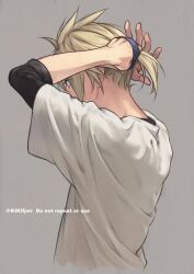 1boy aged_down black_shirt blonde_hair cloud_strife facing_away final_fantasy final_fantasy_vii final_fantasy_vii_remake grey_background hair_between_eyes hair_tie hand_in_own_hair kiki_lala male_focus shirt shirt_under_shirt short_hair solo spiked_hair t-shirt twitter_username tying_hair upper_body white_shirt