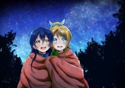 Rule 34 | 10s, 2girls, :d, ayase eli, blonde hair, blue eyes, blue hair, bow, hair bow, lilylion26, love live!, love live! school idol project, multiple girls, night, night sky, open mouth, outdoors, ponytail, shared blanket, sky, smile, sonoda umi, star (sky), starry sky, yellow eyes