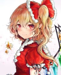 Rule 34 | 1girl, alternate costume, blonde hair, blush, bow, christmas, closed mouth, commentary request, crystal, flandre scarlet, hair bow, highres, long hair, looking at viewer, pointy ears, puffy short sleeves, puffy sleeves, red bow, red eyes, short hair with long locks, short sleeves, side ponytail, smile, solo, sparkle, touhou, upper body, wings, yuma (yuuma pants)