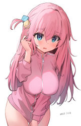 Rule 34 | 1girl, blue eyes, blush, bocchi the rock!, breasts, crossed bangs, cube hair ornament, dated, embarrassed, eyelashes, gotoh hitori, hair between eyes, hair ornament, hand up, impossible clothes, impossible jacket, jacket, large breasts, long hair, long sleeves, looking at viewer, one side up, open mouth, pink hair, pink jacket, qianduan mozhi, simple background, solo, thighs, track jacket, white background, zipper pull tab